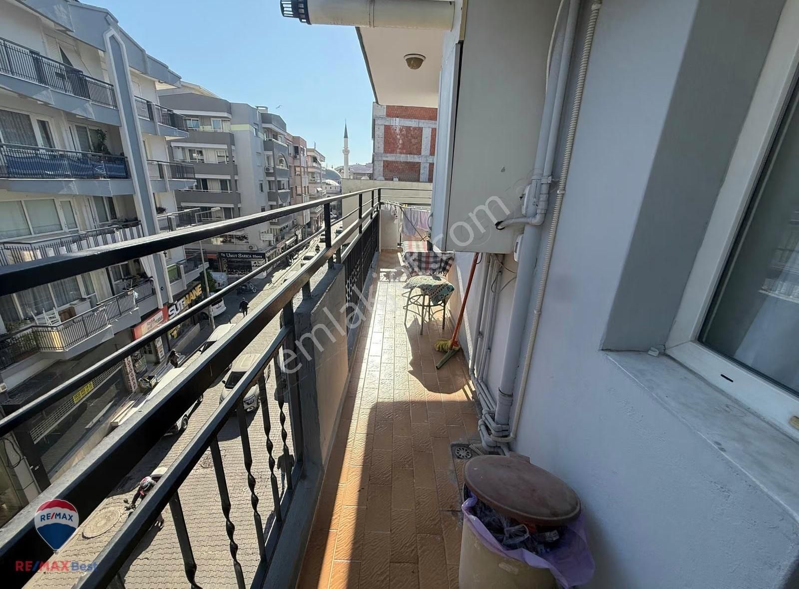 88 Remax Best'ten Nergiz Çarşı İçerisinde Köşe Konumda Satılık - Görsel 5