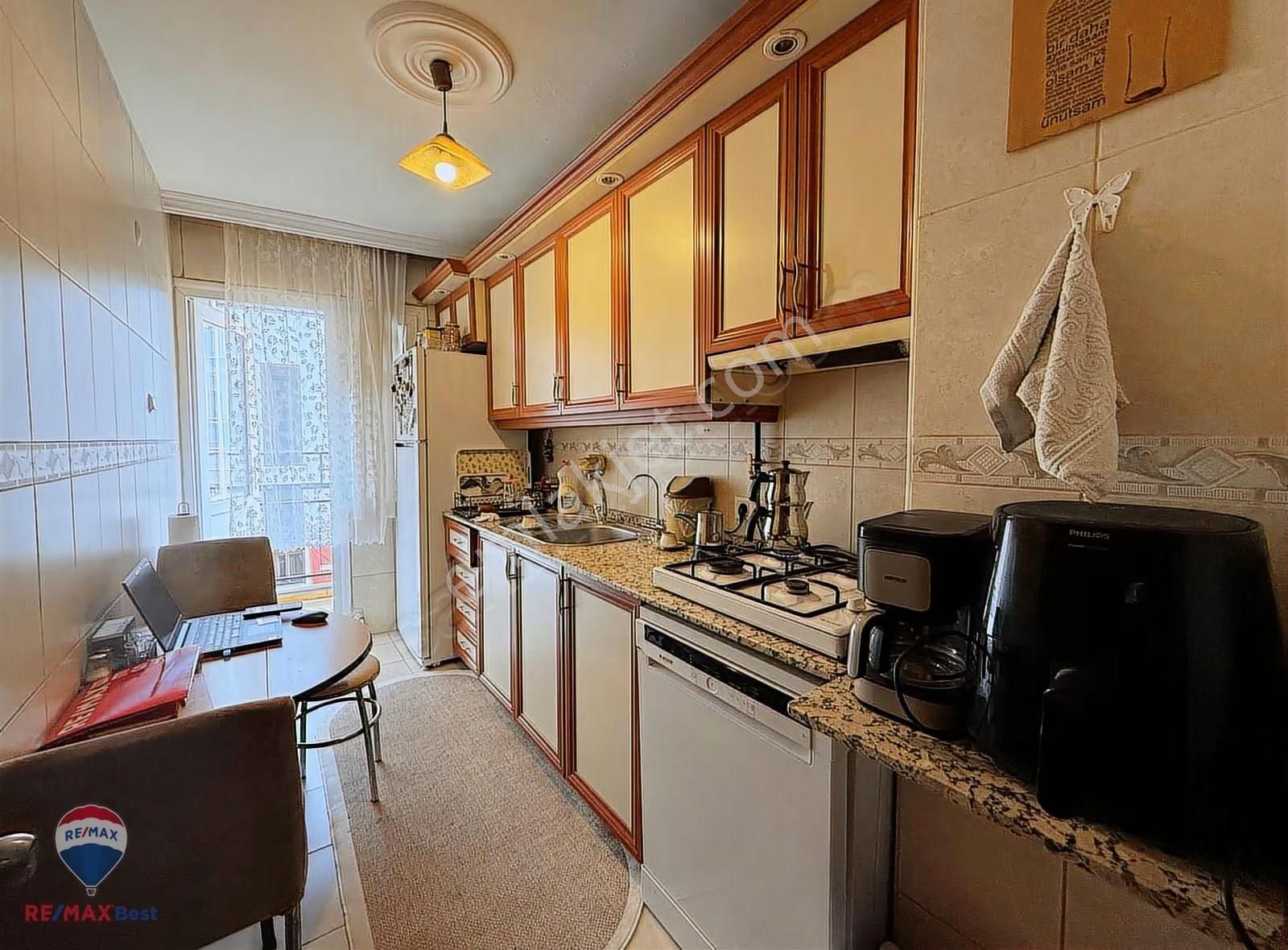 88 Remax Best'ten Nergiz Çarşı İçerisinde Köşe Konumda Satılık - Görsel 6