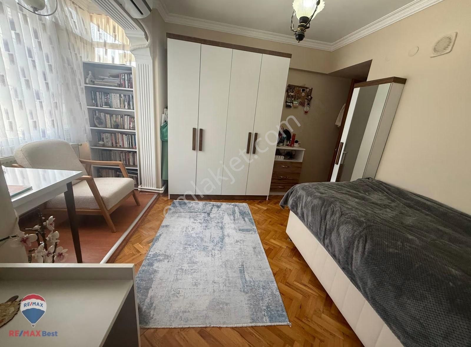 88 Remax Best'ten Nergiz Çarşı İçerisinde Köşe Konumda Satılık - Görsel 13