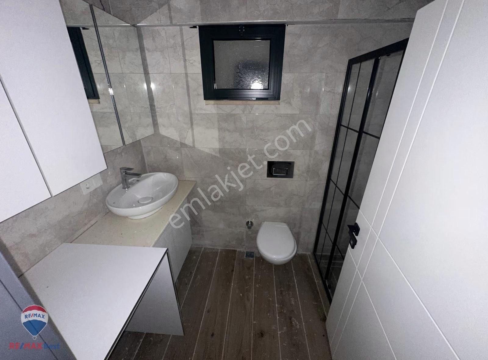 89 Remax Bestten Karşıyaka Zübeyde Hanımda Satılık 2+1lüks Daıre - Görsel 7