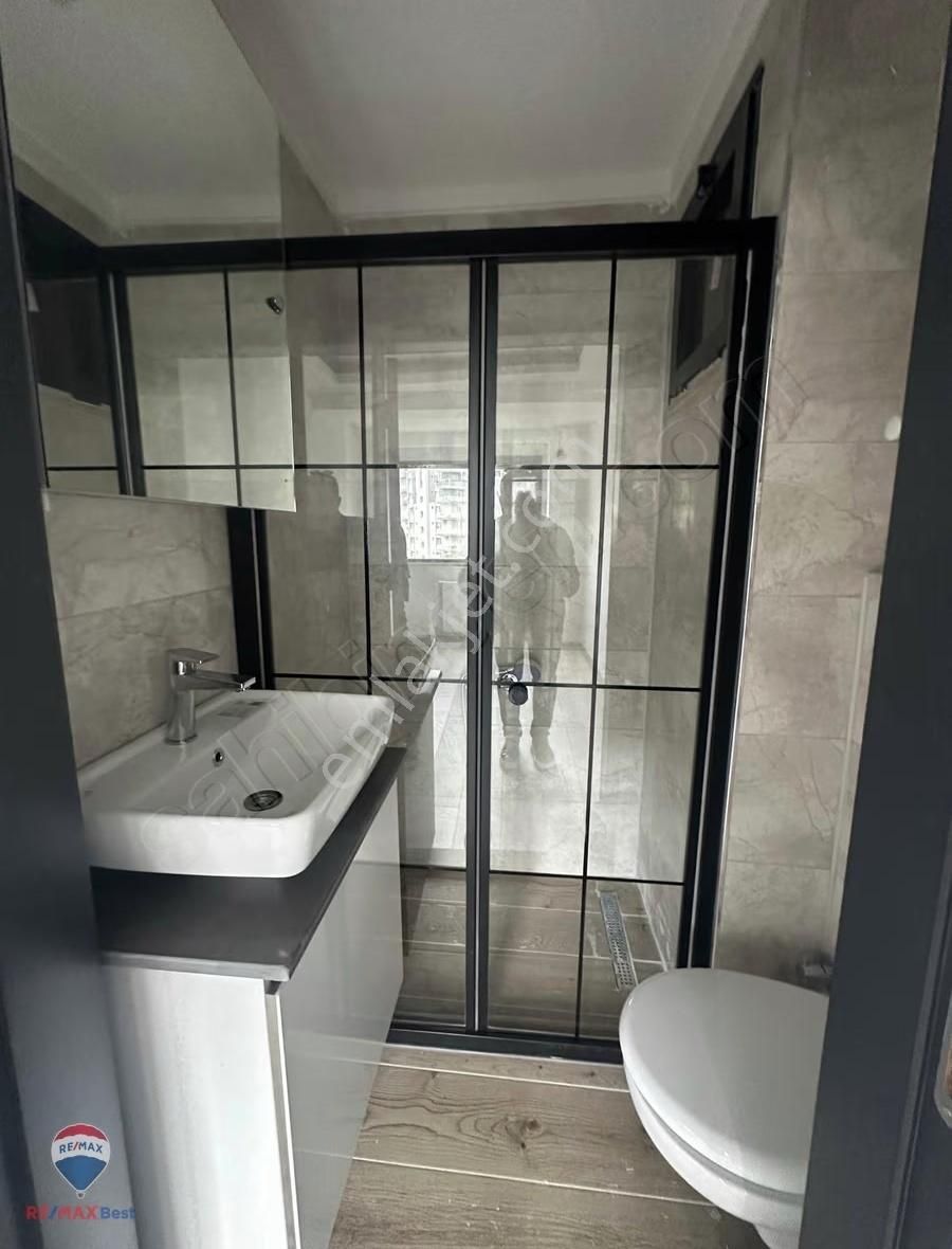 89 Remax Bestten Karşıyaka Zübeyde Hanımda Satılık 2+1lüks Daıre - Görsel 11