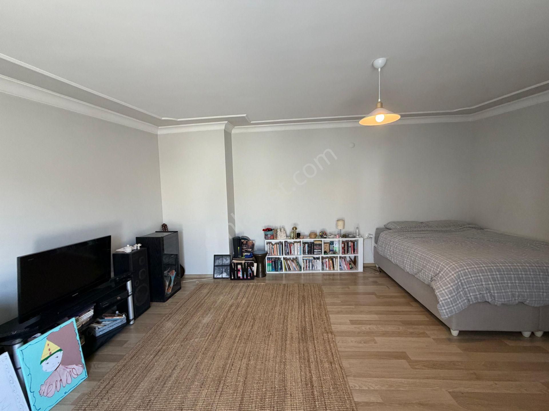 15 Karşıyaka Şemikler'de Çift Teraslı 5+2 Satılık Dubleks Daire - Görsel 26