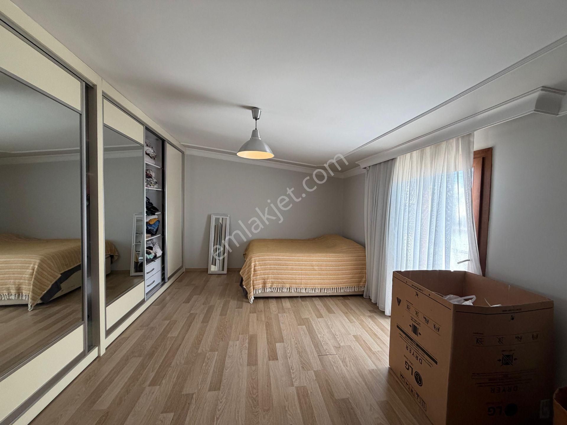 15 Karşıyaka Şemikler'de Çift Teraslı 5+2 Satılık Dubleks Daire - Görsel 31