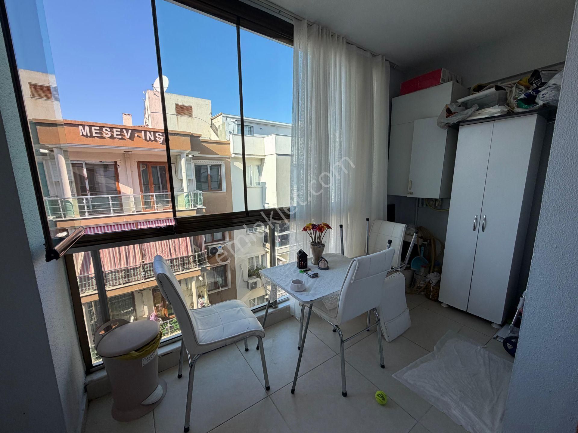 15 Karşıyaka Şemikler'de Çift Teraslı 5+2 Satılık Dubleks Daire - Görsel 11