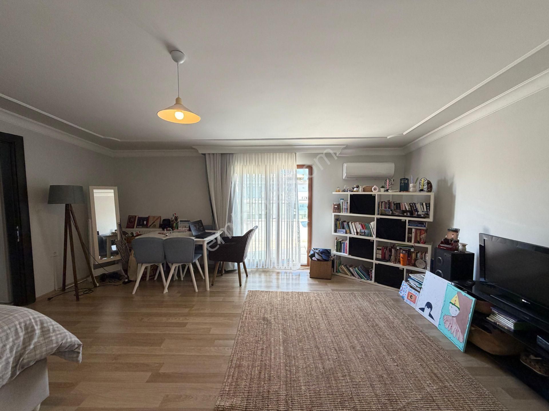 15 Karşıyaka Şemikler'de Çift Teraslı 5+2 Satılık Dubleks Daire - Görsel 25