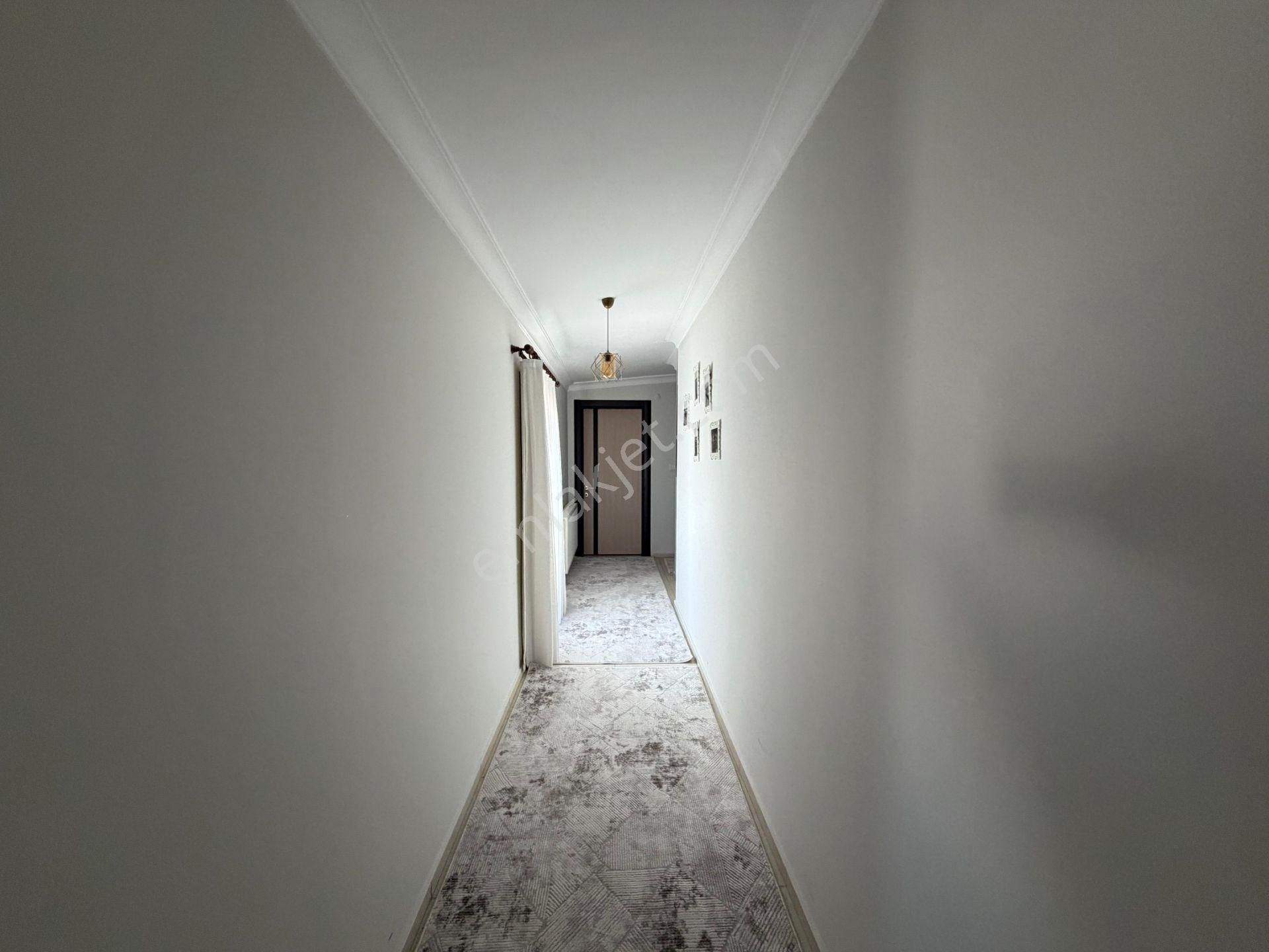 15 Karşıyaka Şemikler'de Çift Teraslı 5+2 Satılık Dubleks Daire - Görsel 30