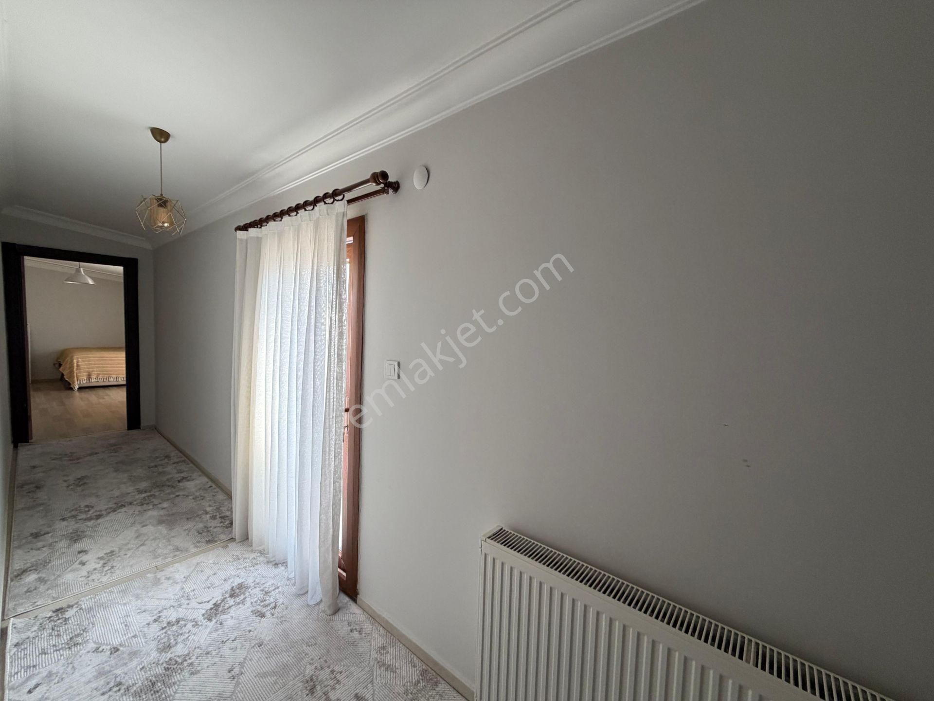 15 Karşıyaka Şemikler'de Çift Teraslı 5+2 Satılık Dubleks Daire - Görsel 19