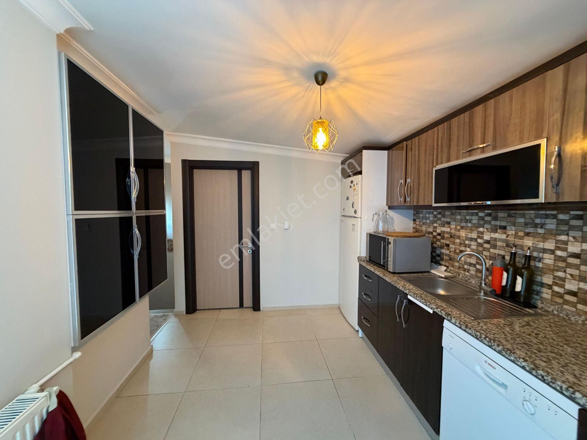 15 Karşıyaka Şemikler'de Çift Teraslı 5+2 Satılık Dubleks Daire - Görsel 17