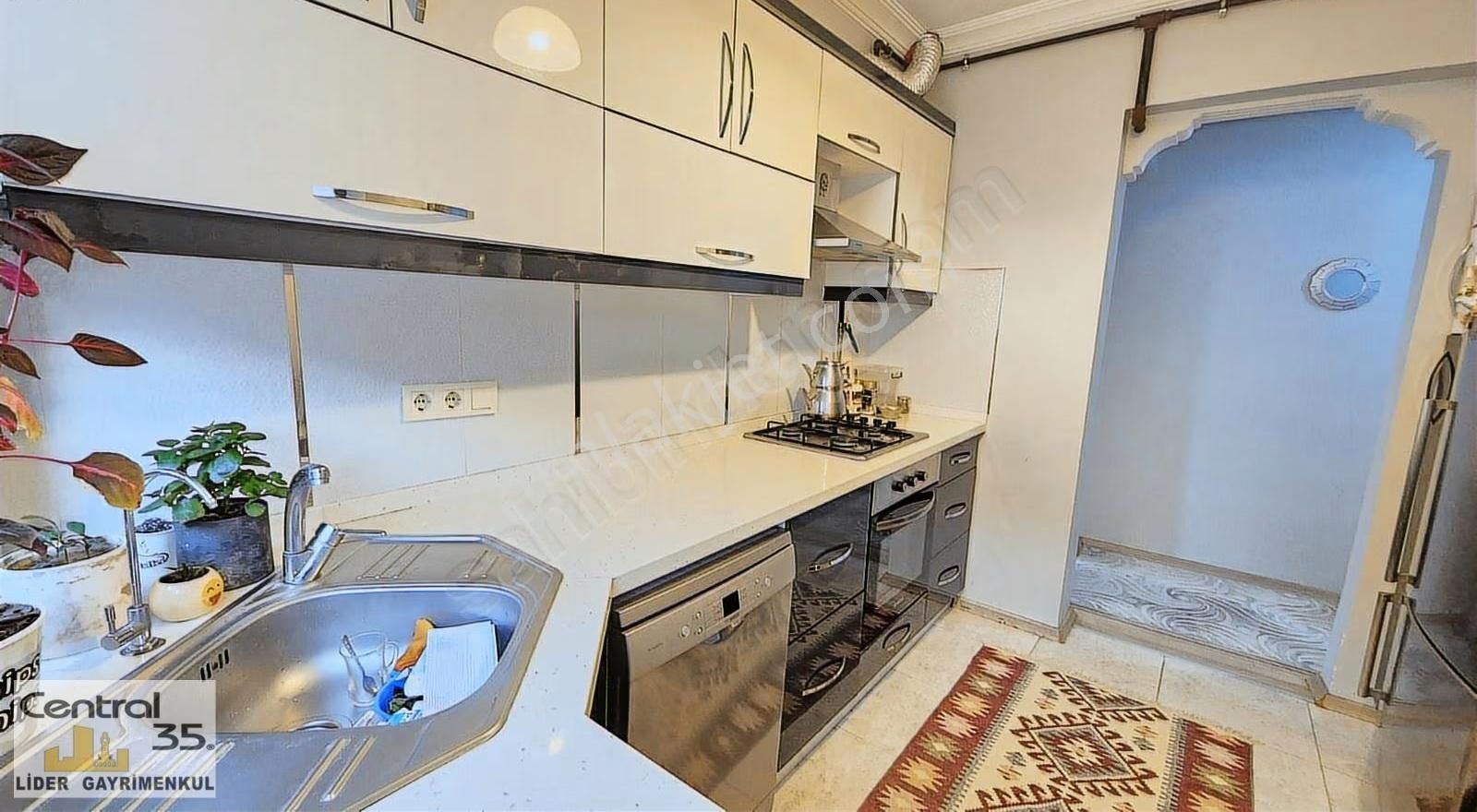 Central35 'den Ordu Cd. 85 M2 2+1 Eşyalı Deniz Manzaralı - Görsel 26