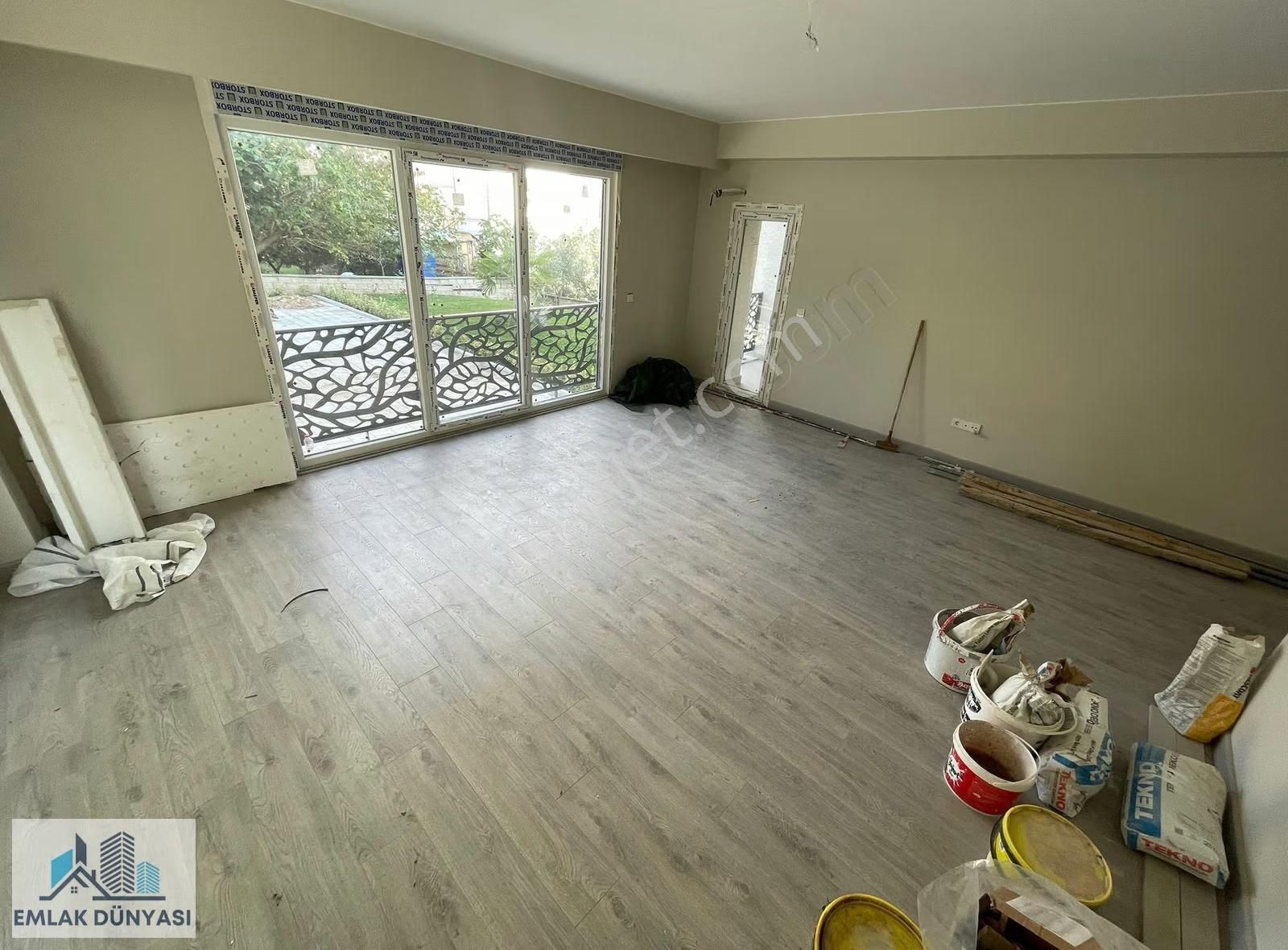 Emlak Dünyasından Satılık 2+1 Yalıda Geniş Ultralüx Daire - Görsel 2