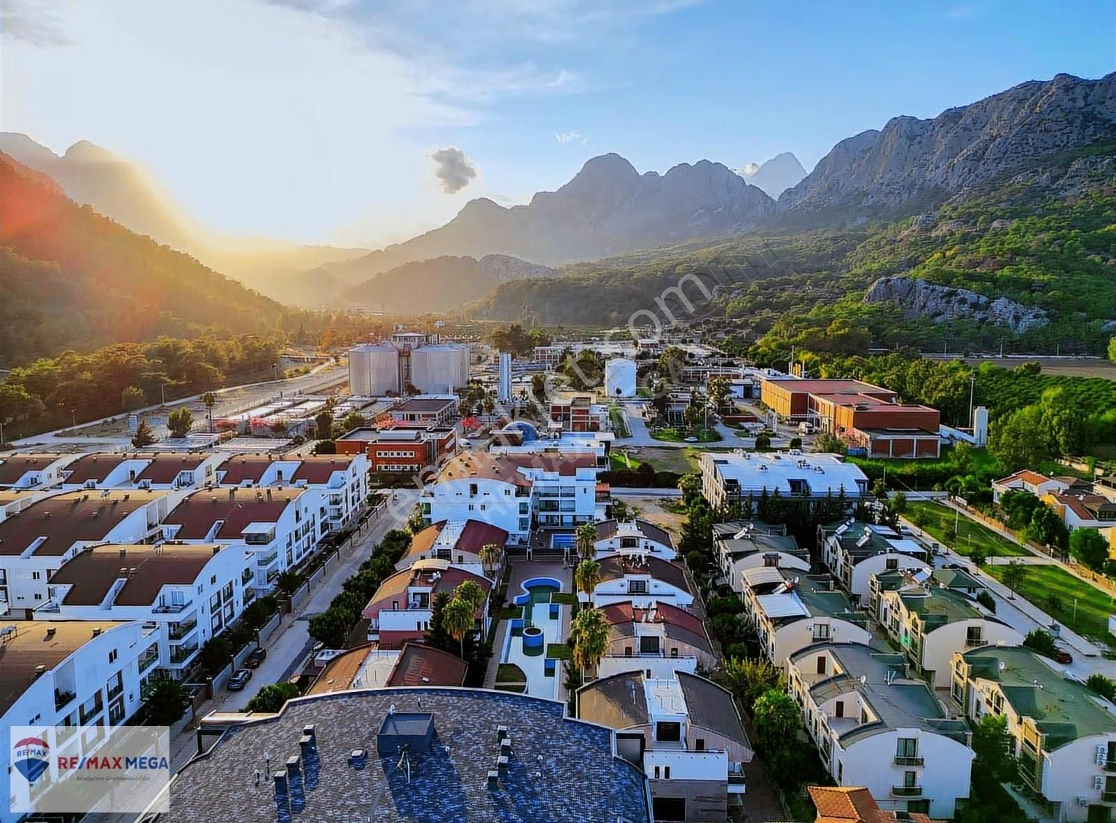 Pegasus Villalarında Lüks 6+1 Özel Havuz & Geniş Bahçe - Görsel 20