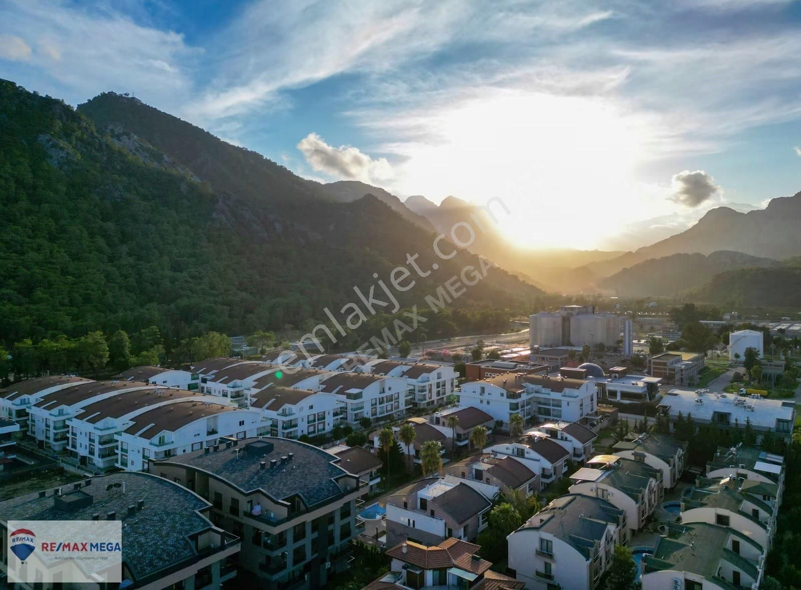 Pegasus Villalarında Lüks 6+1 Özel Havuz & Geniş Bahçe - Görsel 6