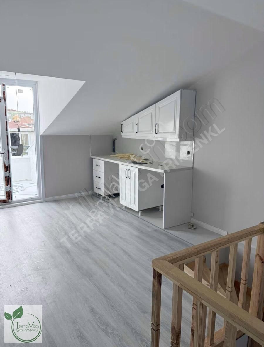 İnönü Mah. 165 M² Lüks Krediye Uygun Çift Teraslı Dubleks Modern - Görsel 17