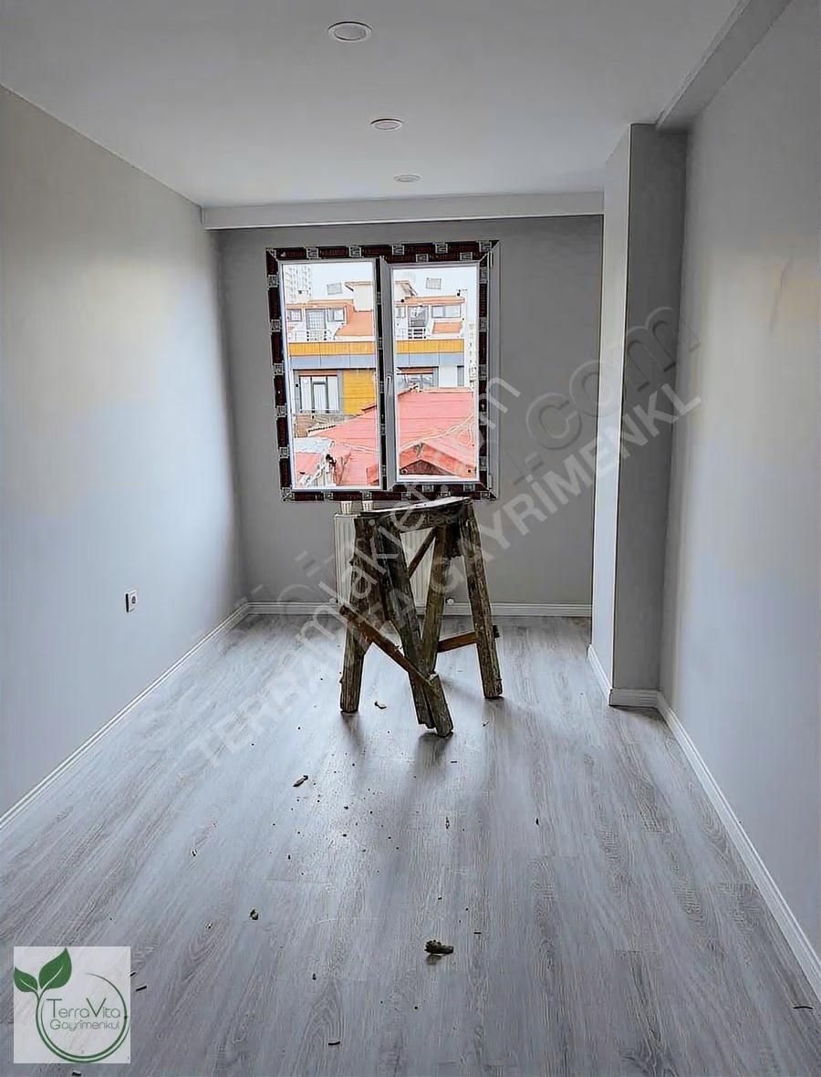 İnönü Mah. 165 M² Lüks Krediye Uygun Çift Teraslı Dubleks Modern - Görsel 10