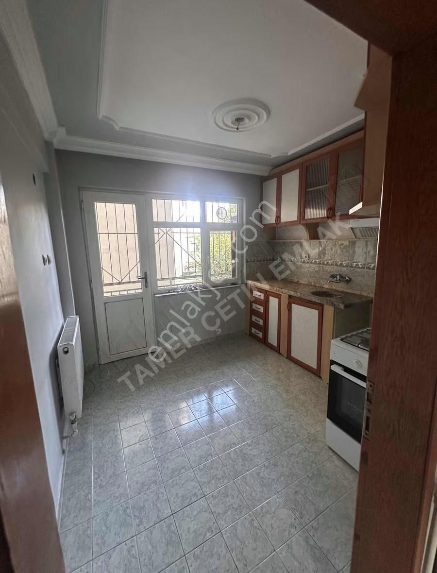 Çarşı Merkezde Kiralık - Görsel 12