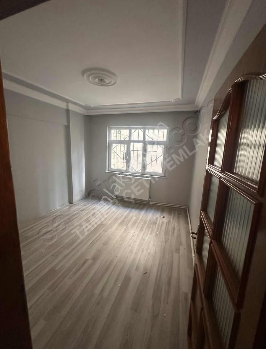 Çarşı Merkezde Kiralık - Görsel 7