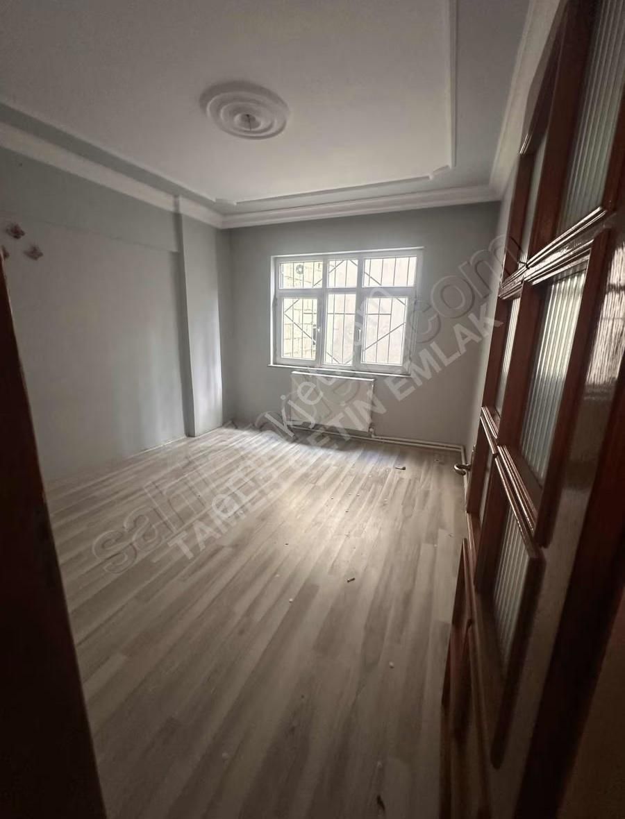 Çarşı Merkezde Kiralık - Görsel 16