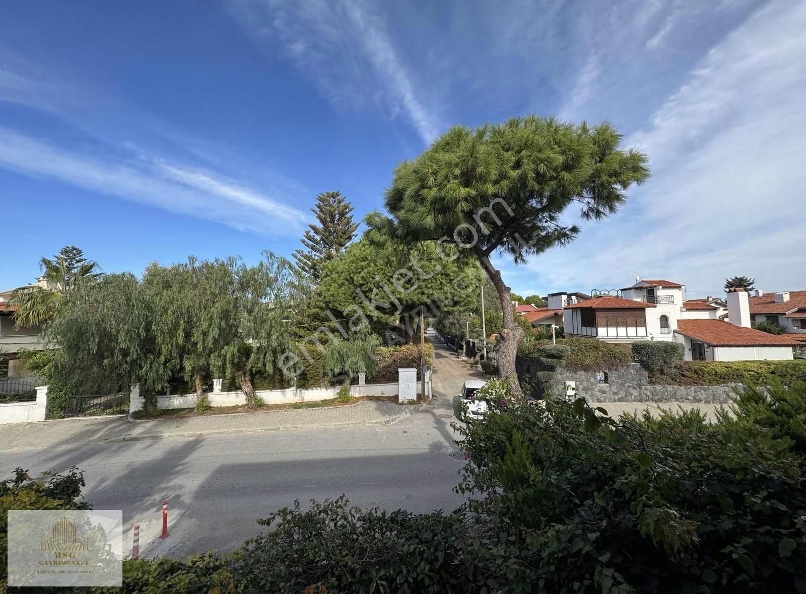 Msg'den Çeşme Ilıca Sahil Yakını Butik Sitede Modern 3+1 Villa - Görsel 37