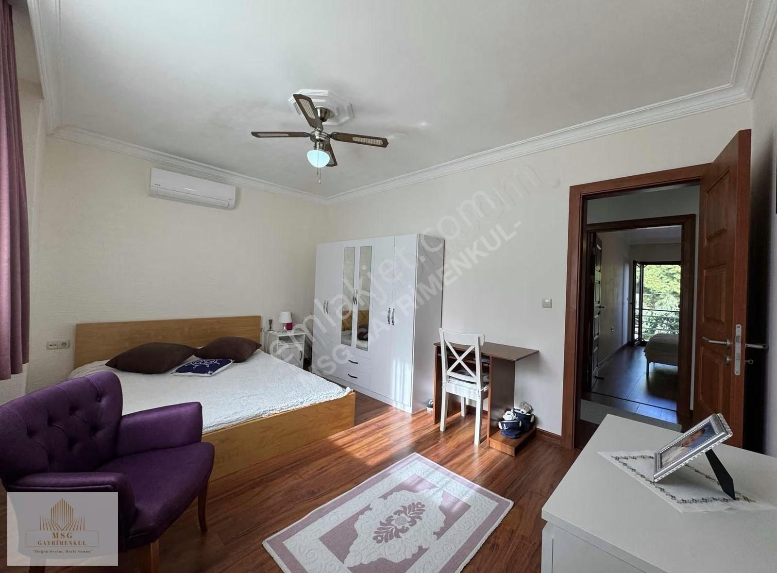 Msg'den Çeşme Ilıca Sahil Yakını Butik Sitede Modern 3+1 Villa - Görsel 32