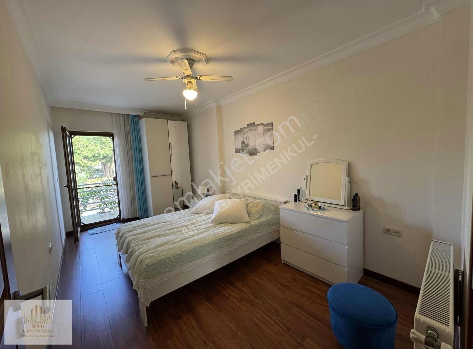 Msg'den Çeşme Ilıca Sahil Yakını Butik Sitede Modern 3+1 Villa - Görsel 28