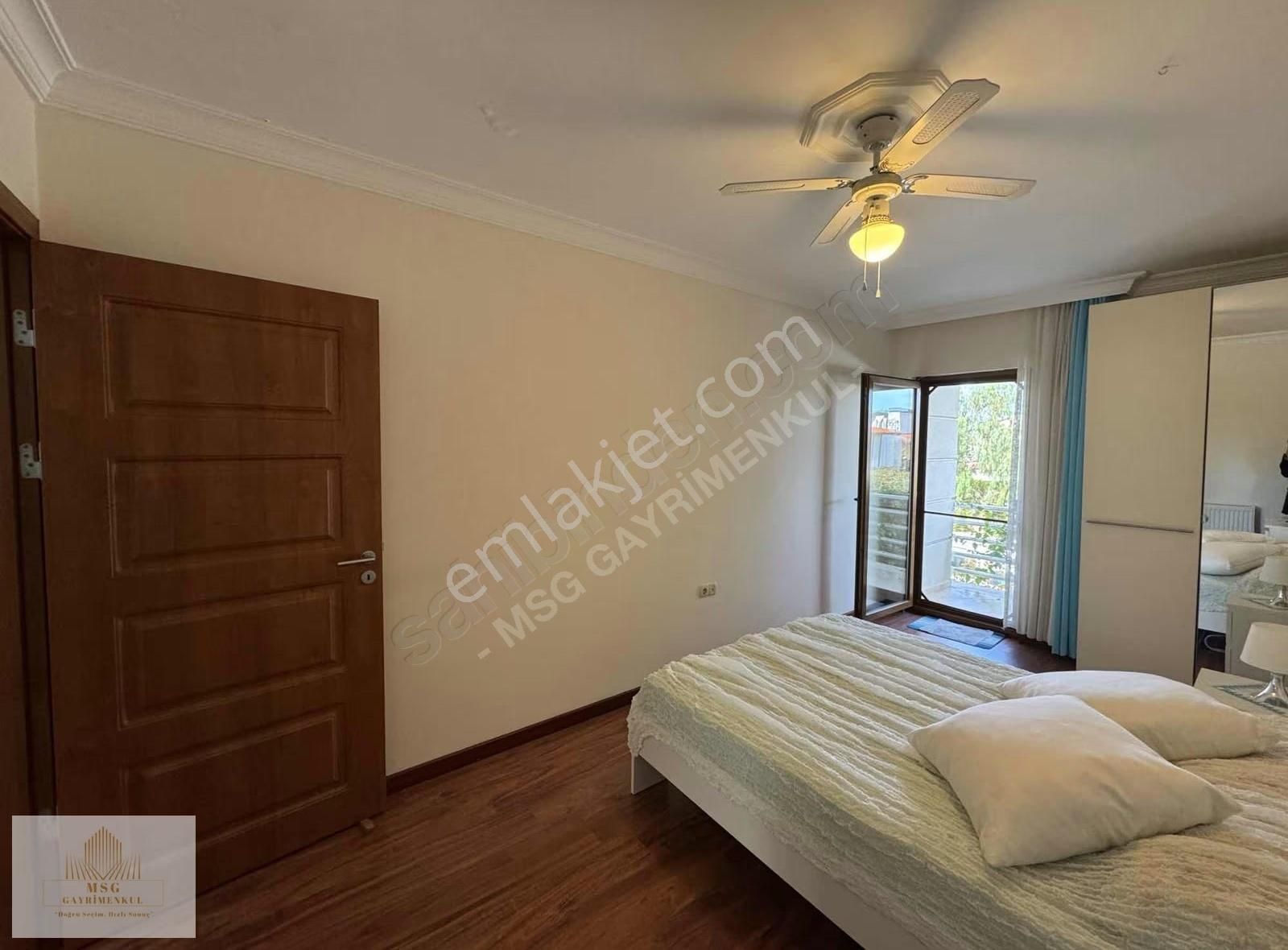 Msg'den Çeşme Ilıca Sahil Yakını Butik Sitede Modern 3+1 Villa - Görsel 33