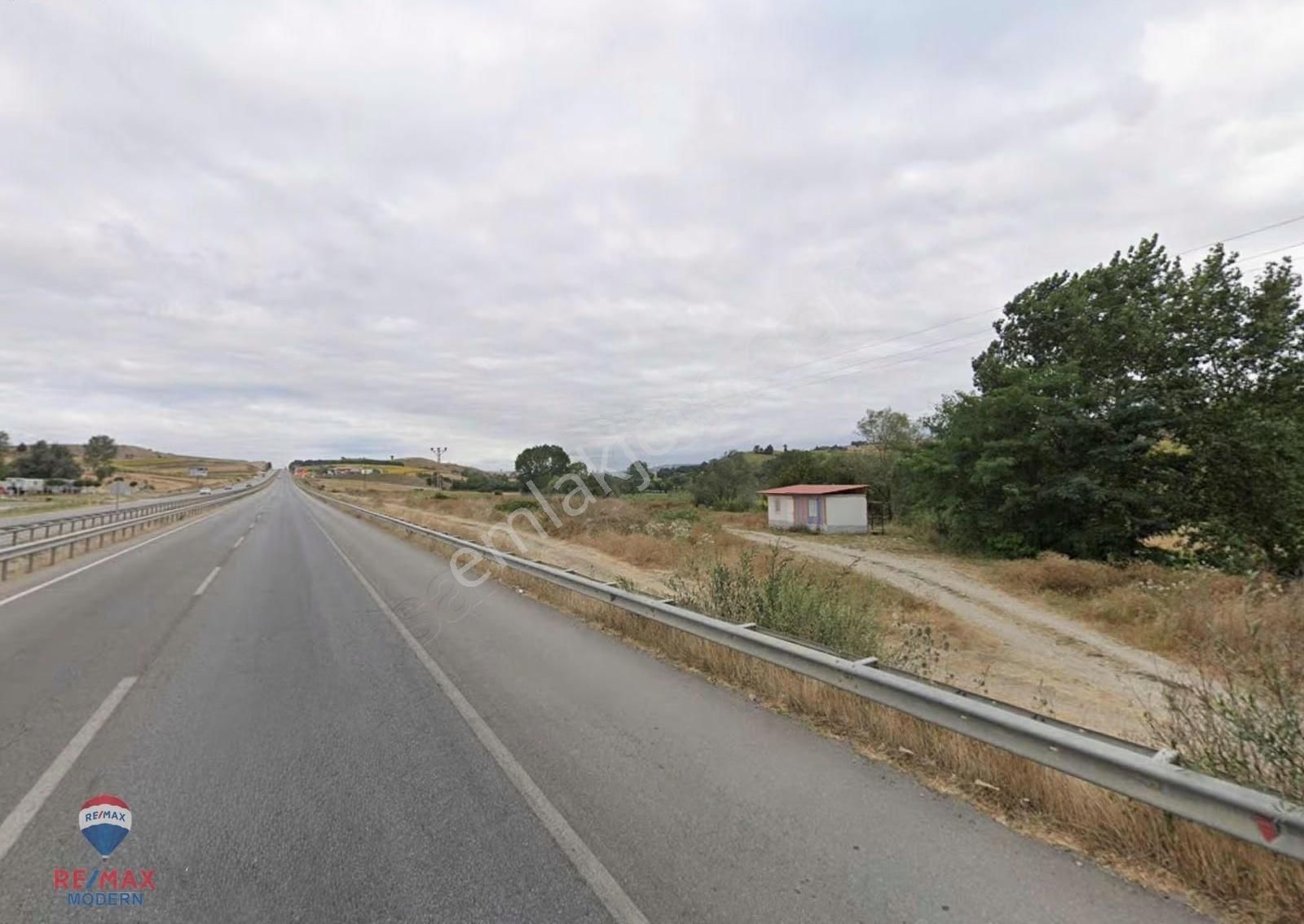 Ankara-samsun Otoyoluna Серне 7637m2 Satılık Arsa