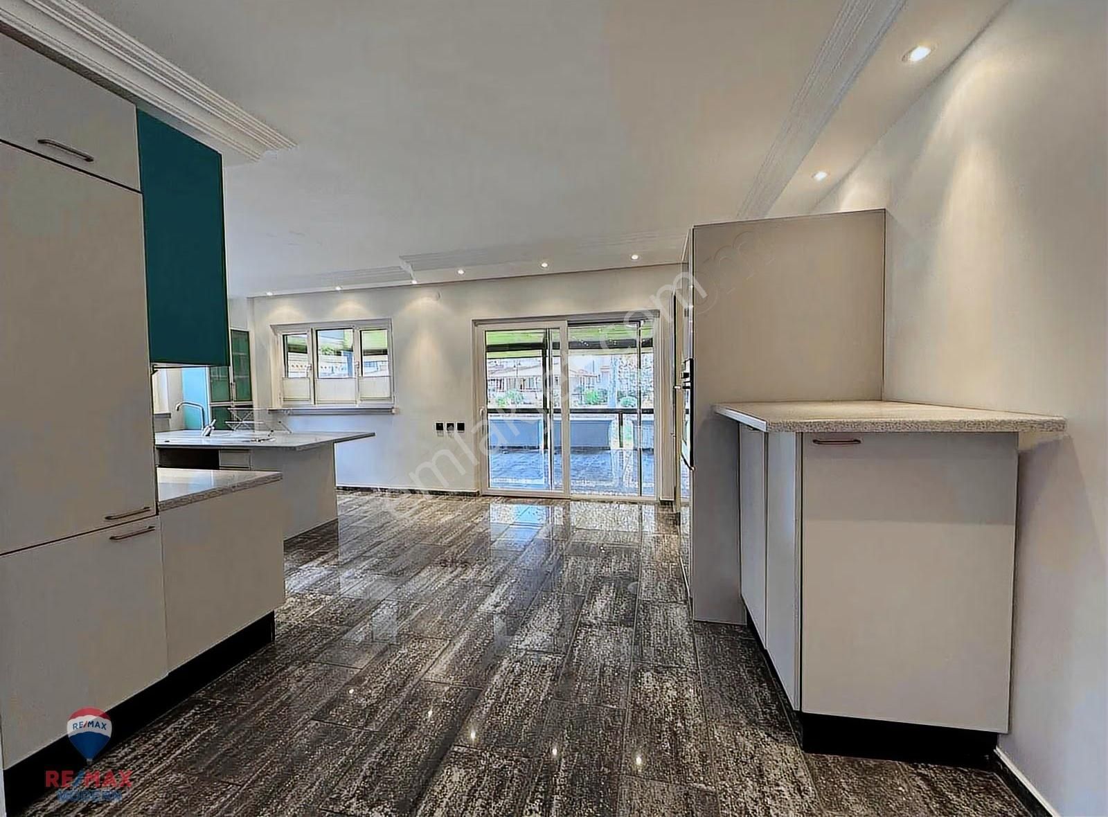 Samet'ten İncesu Yalı Mah Mercan Sitesinde Kiralık Villa - Görsel 23