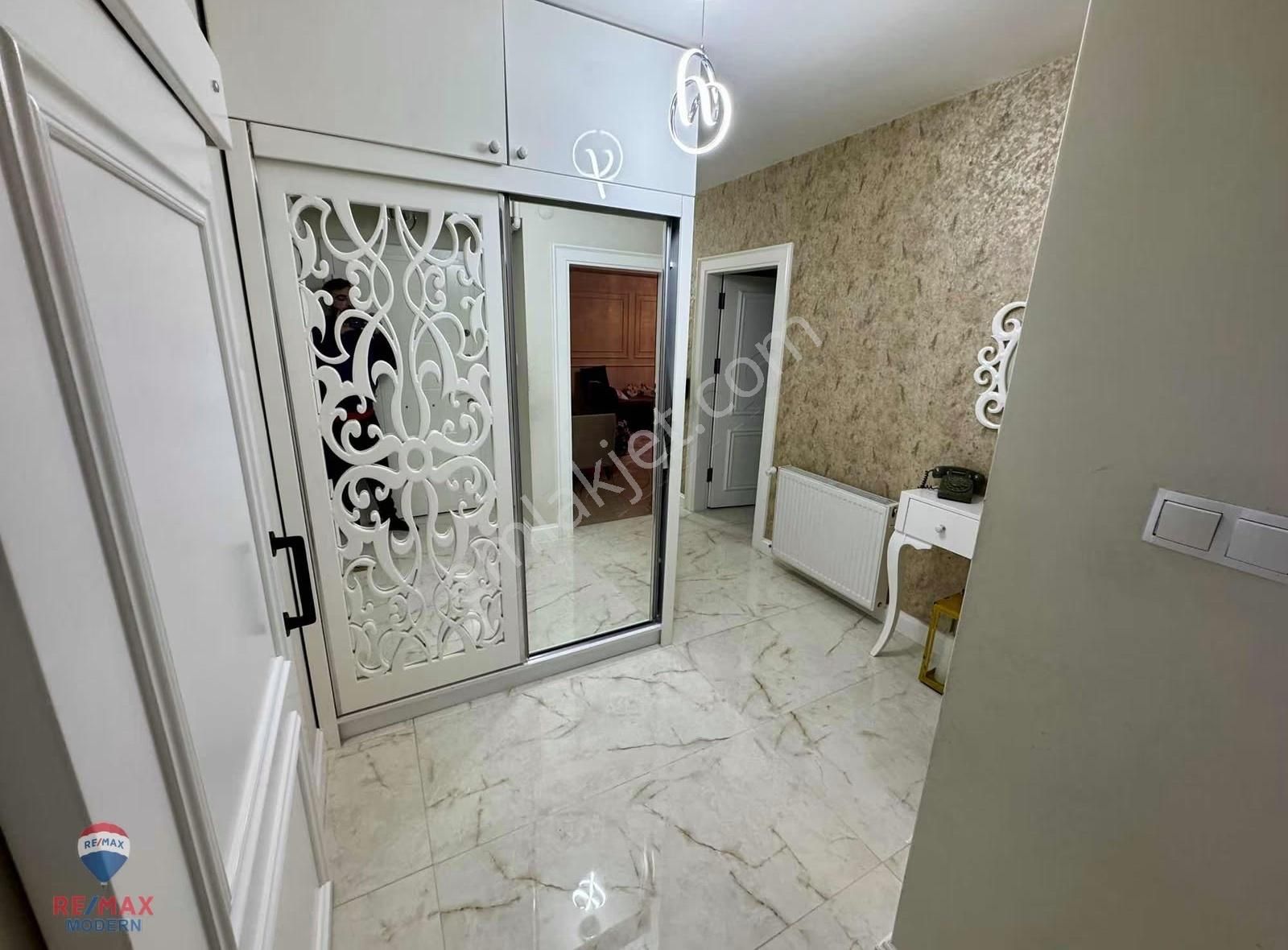 Celal Dinlenmez'den 3+1 Yunusevler Sit. - Görsel 3