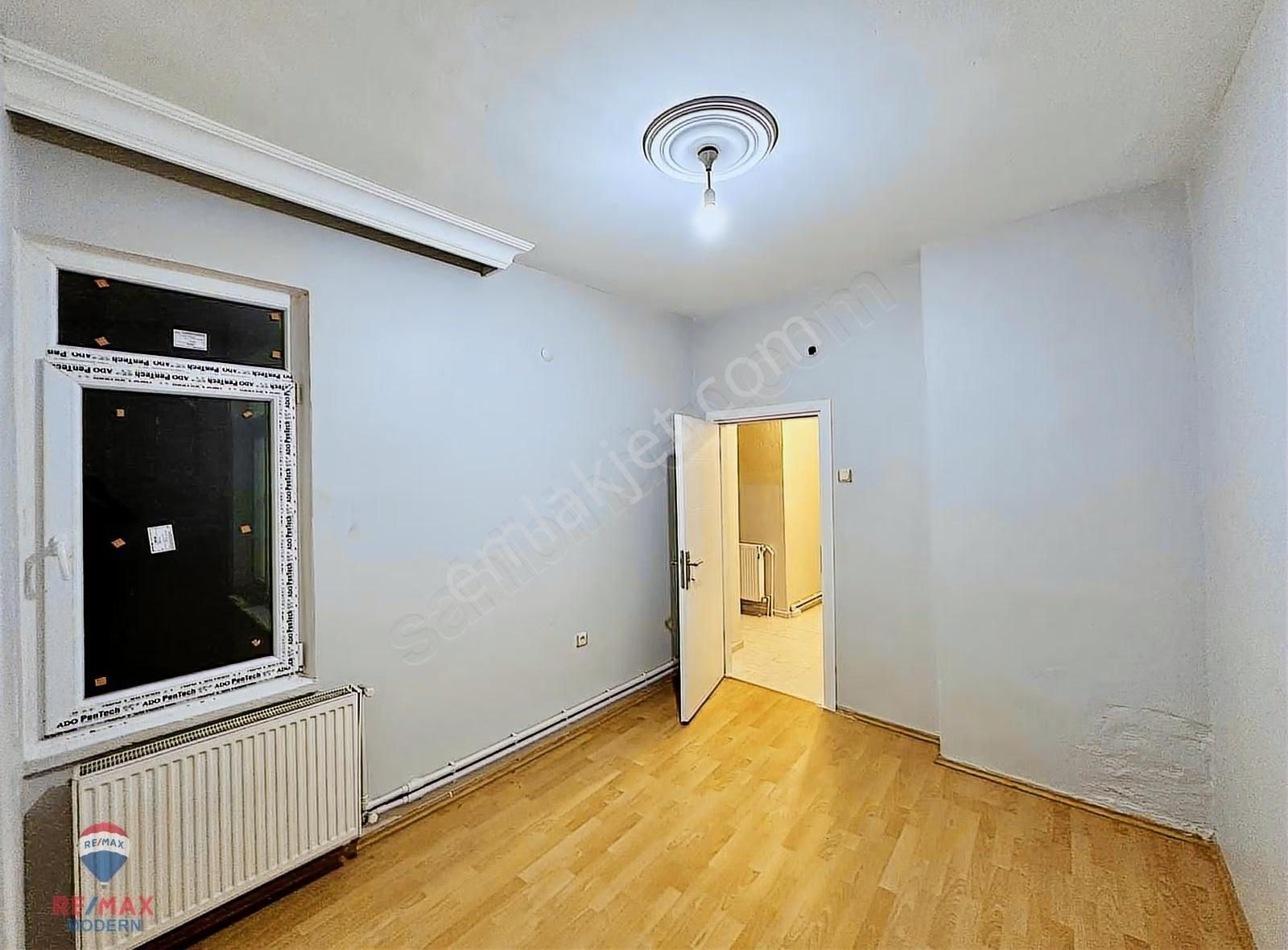 Kadir Aslan'dan 100.yıl Bulvarı Satılık 3+1 - Görsel 11