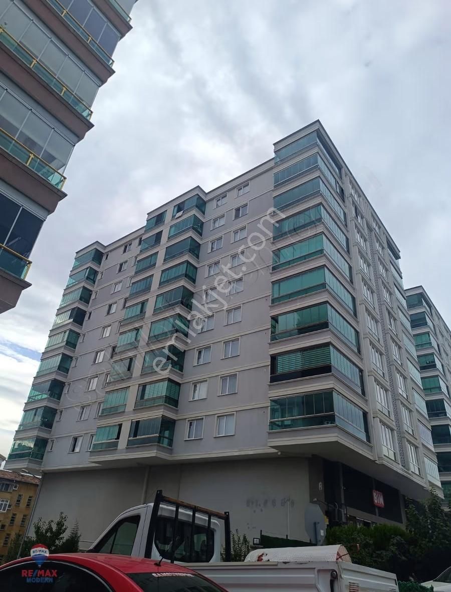 Celal Dinlenmez'den Adalet'te 9. Kat Deniz Manzaralı 3+1 Daire - Görsel 4