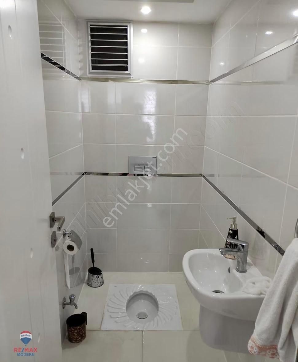 Celal Dinlenmez'den Adalet'te 9. Kat Deniz Manzaralı 3+1 Daire - Görsel 3