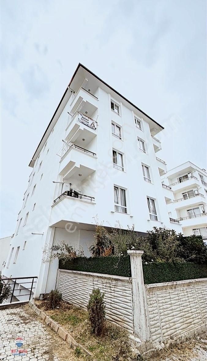 Satılık | Körfez'de Kombili Tramvaya 3 Dk. Ara Kat 1+1 - Görsel 19