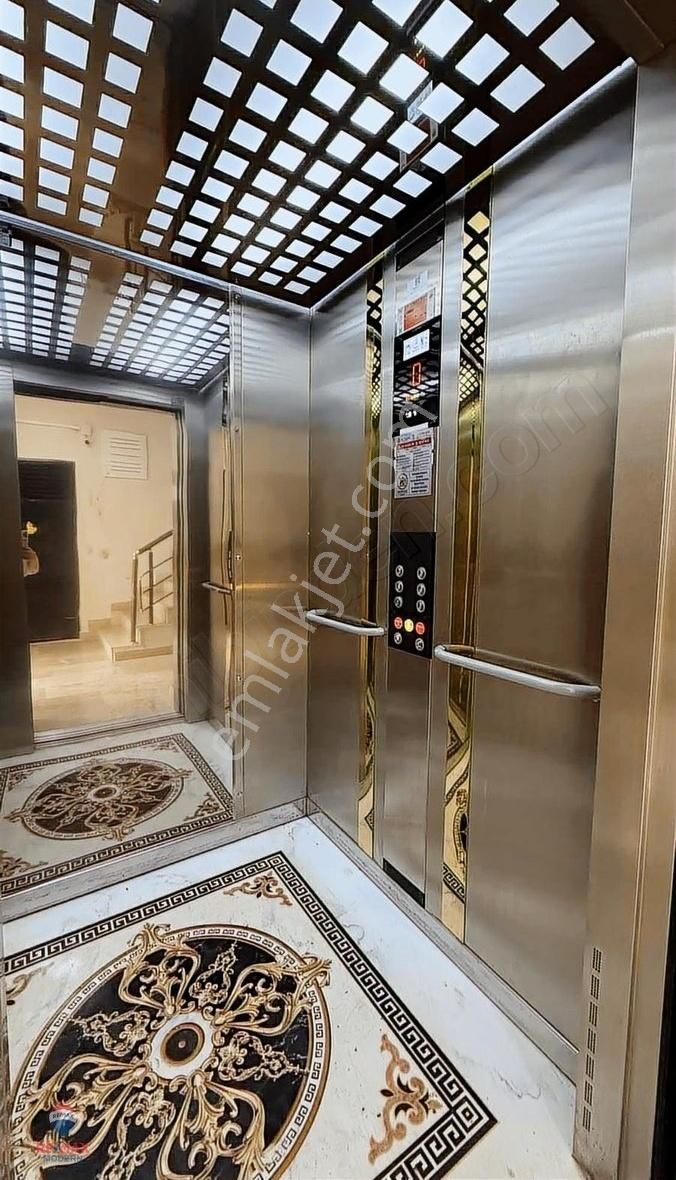 Satılık | Körfez'de Kombili Tramvaya 3 Dk. Ara Kat 1+1 - Görsel 23