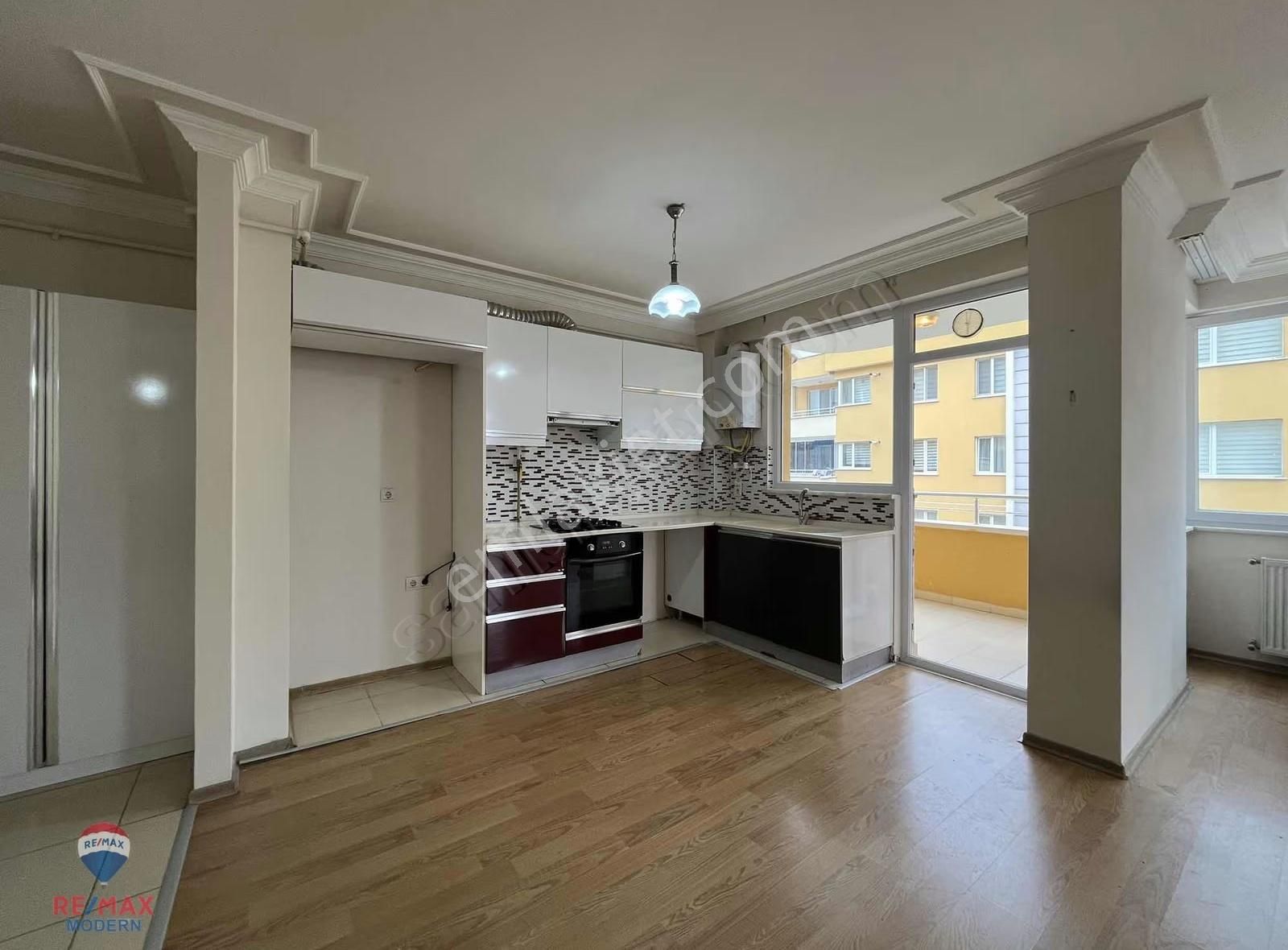 Satılık | Körfez Mahallesinde Deniz Manzaralı 2+1 Daire - Görsel 5