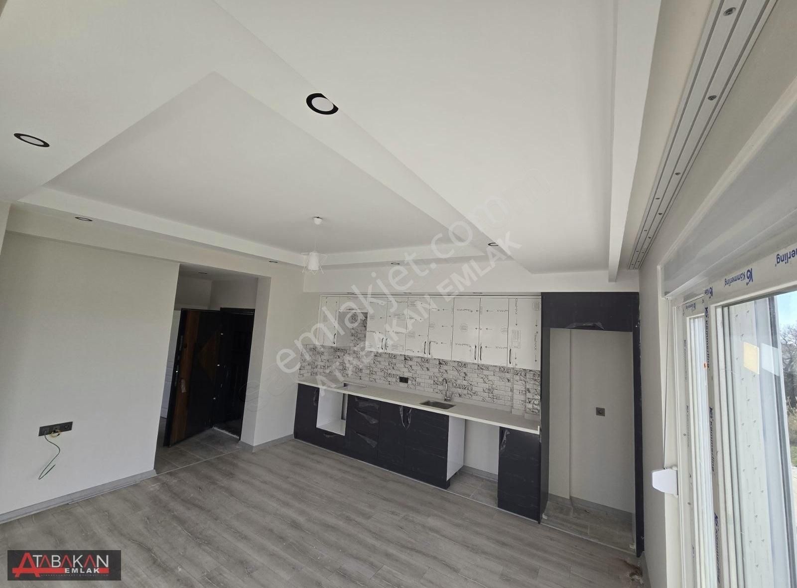 Evrenseki Kavşağına Yakın 1+1 Daireler