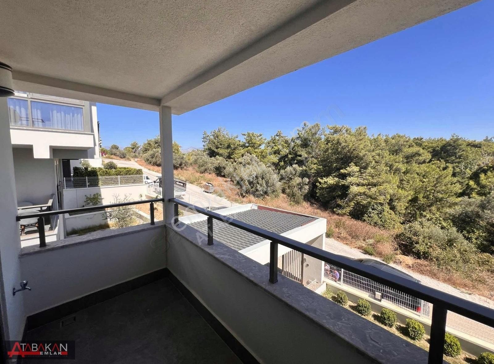 Ilıcada Deniz Manzaralı Villa - Görsel 11