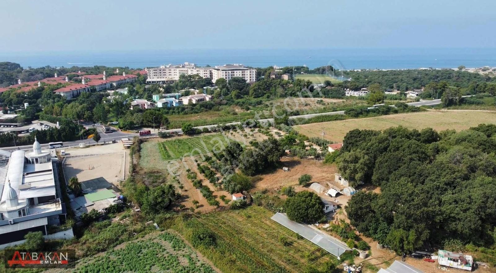 Sorgunda Ticari Potansiyeli Yüksek Arsa %50 Emsal! 1367 M2 - Görsel 4