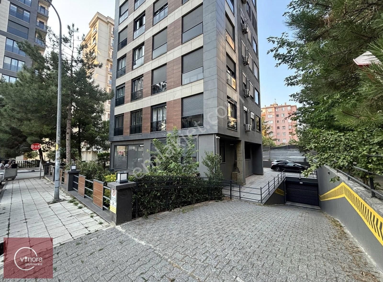 Vinora'dan Merdivenköy'de Minibüse Yakın E.banyolu 4yaş Boş 3+1 - Görsel 22