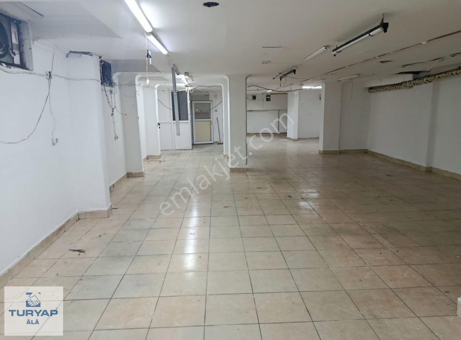 Turyap Âlâ Gayrimenkul'den Uğur Mumcu Mah.de Kiralık İş Yeri
