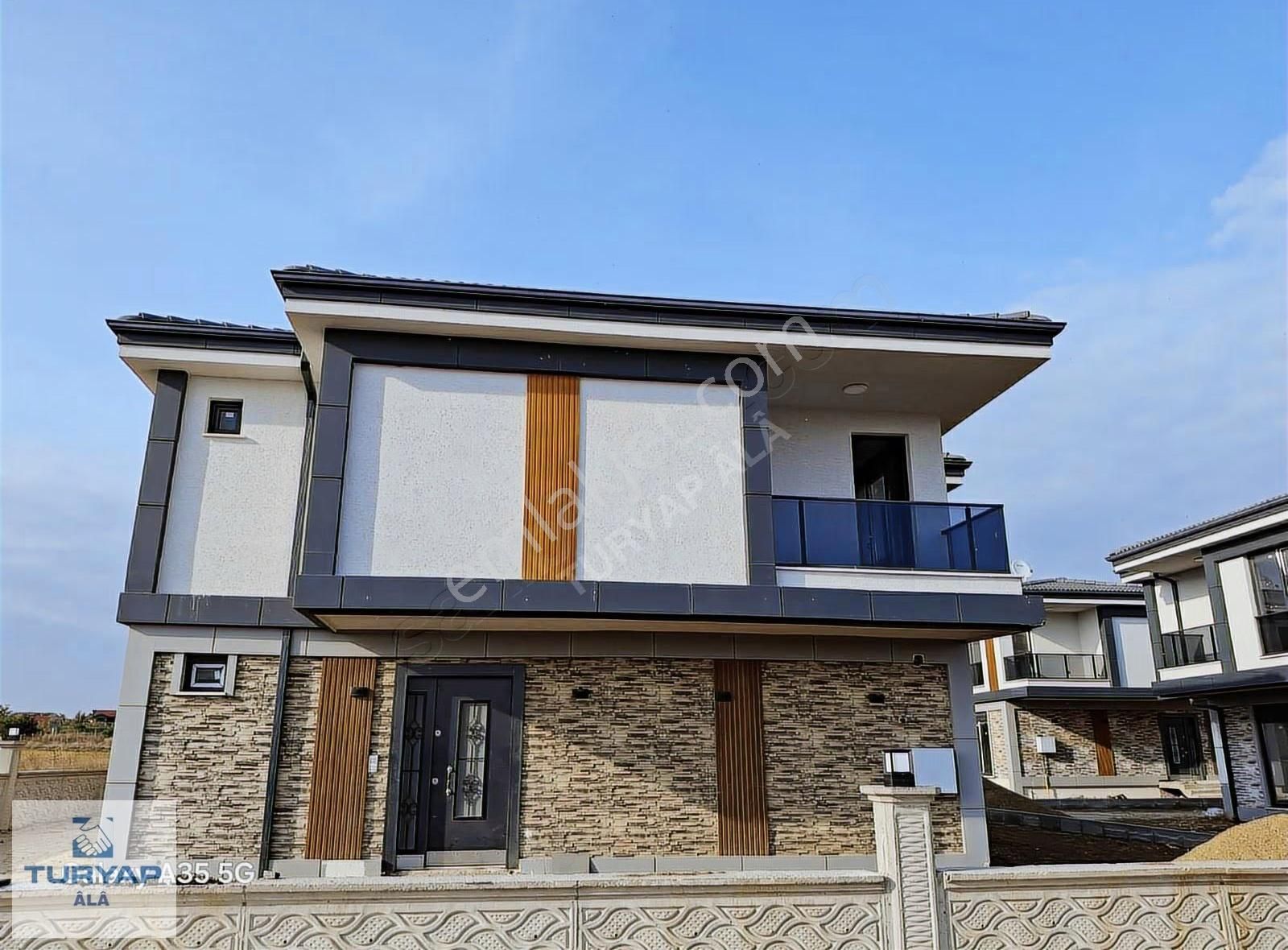 Silivri Selimpaşa'da Turyap Alâ Ahmet Erdoğan'dan Satılık Villa - Görsel 21