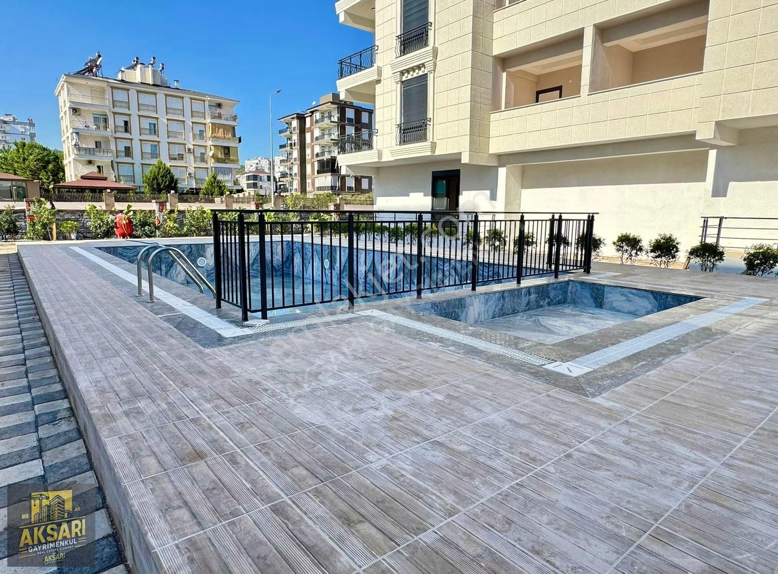 Aydoğmuşta 2+1 Ayrı Mutfak Cumartesi Pazarı Dibi Katta Daire - Görsel 6