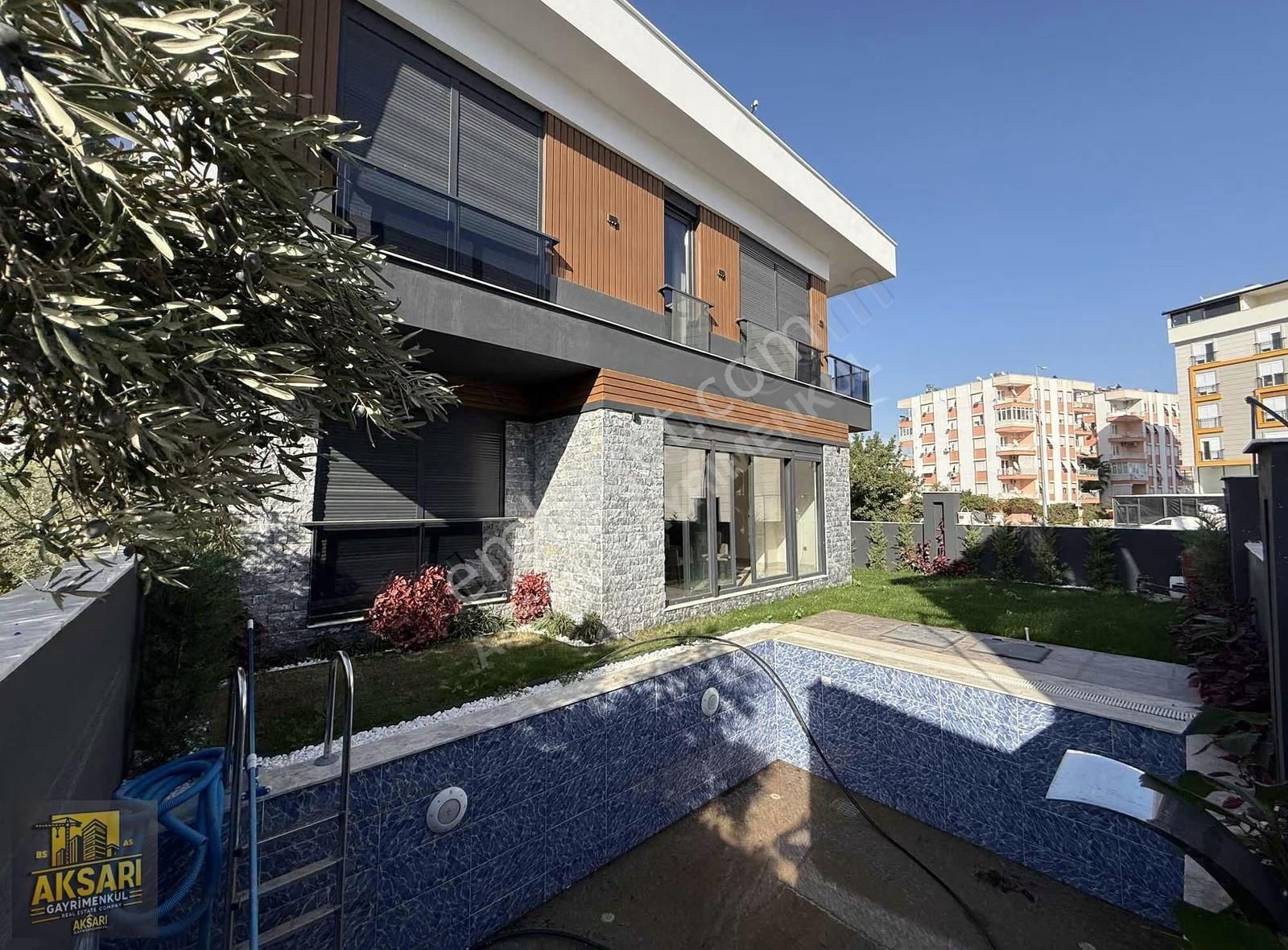 Aydoğmuşun En Gözde 5+1 Villası - Görsel 19