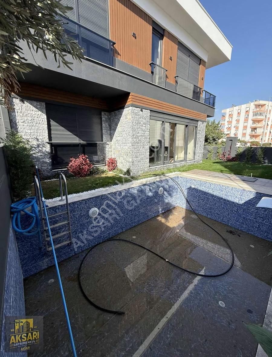 Aydoğmuşun En Gözde 5+1 Villası - Görsel 32