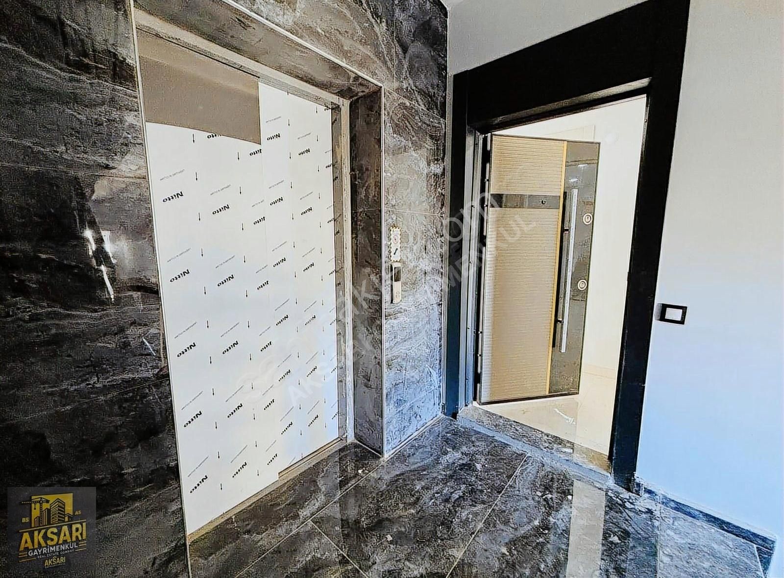 Tramvaya 300mt 2+1 İskanlı Asansörlü Araç Takasına Açık