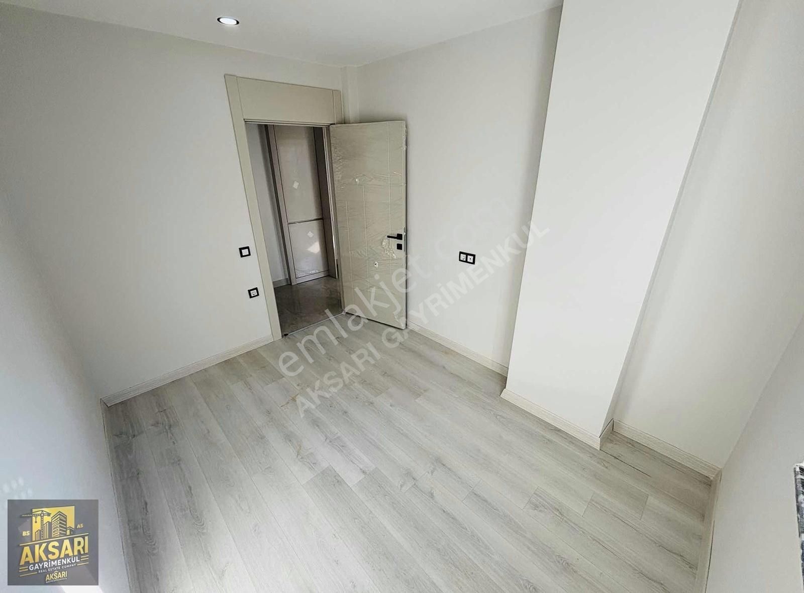 Tramvaya 300mt 2+1 İskanlı Asansörlü Araç Takasına Açık - Görsel 8