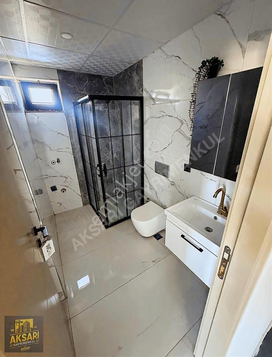 Havuzlu Tramvaya Yakın Katta Asansörlü 1+1 - Görsel 12