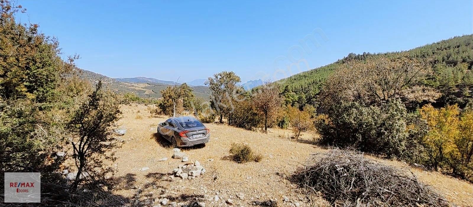 Korkuteli Güzlede Çift Yollu 19.943 M2 Müstakil Tarla