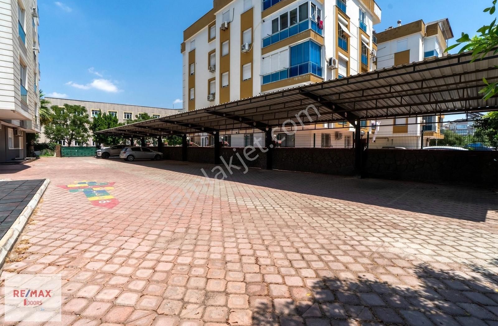 Yenigün'de Havuzlu Site İçerisinde 2+1 Satılık Daıre - Görsel 5