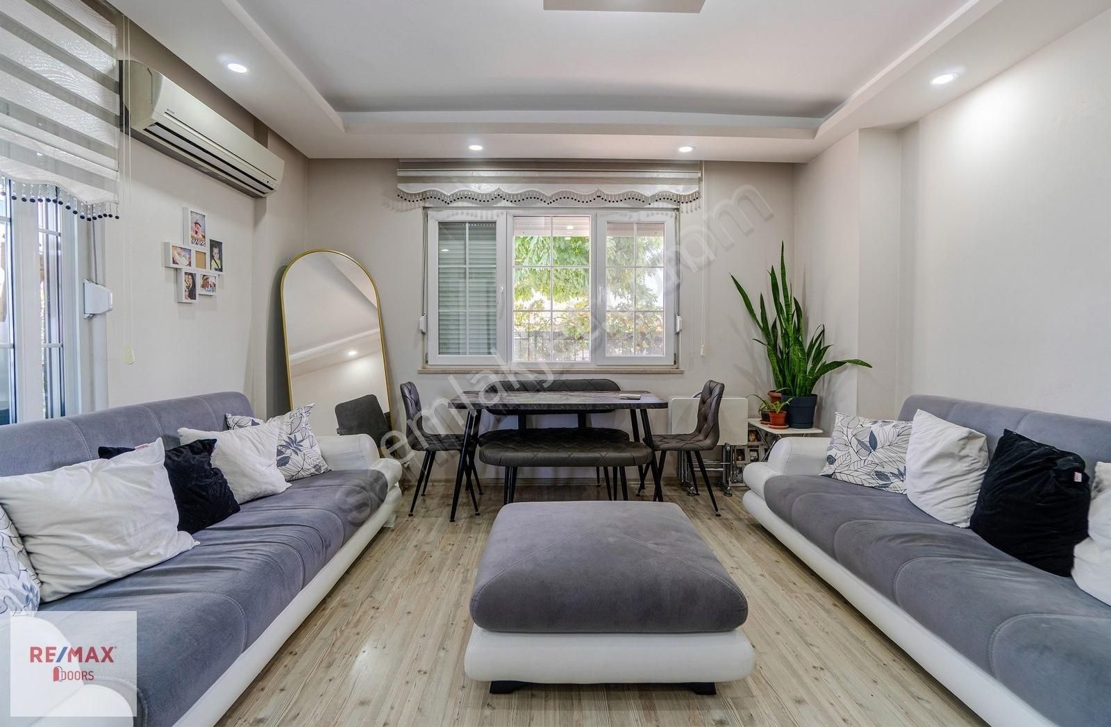 Yenigün'de Havuzlu Site İçerisinde 2+1 Satılık Daıre - Görsel 2