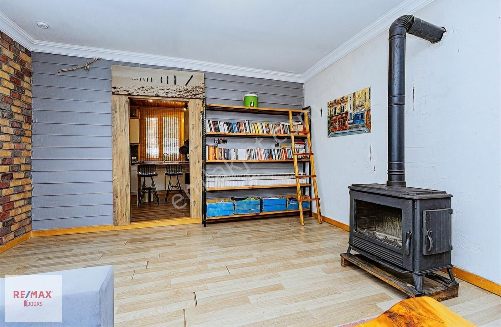 Çağlarca'da Şehir Deniz Manzaralı Geniş Bahçeli Satılık Villa - Görsel 22